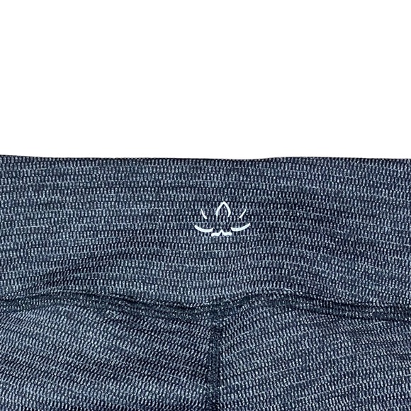 Beyond Yoga Leggings USC Collab Mid Rise Athletic - Picture 9 of 10